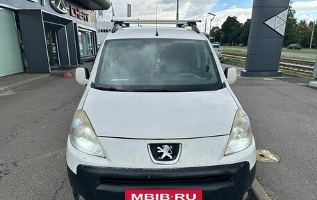 Peugeot Partner II рестайлинг 2, 2011 год, 459 000 рублей, 2 фотография