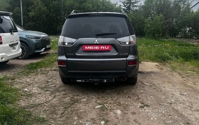 Mitsubishi Outlander III рестайлинг 3, 2010 год, 800 000 рублей, 1 фотография