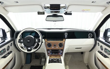 Rolls-Royce Cullinan, 2025 год, 46 900 000 рублей, 9 фотография