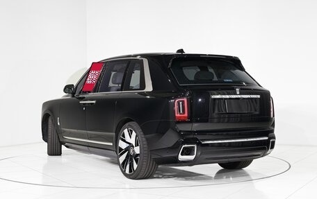 Rolls-Royce Cullinan, 2025 год, 46 900 000 рублей, 7 фотография