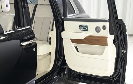 Rolls-Royce Cullinan, 2025 год, 46 900 000 рублей, 28 фотография