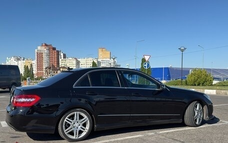 Mercedes-Benz E-Класс, 2013 год, 1 550 000 рублей, 3 фотография