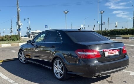 Mercedes-Benz E-Класс, 2013 год, 1 550 000 рублей, 4 фотография