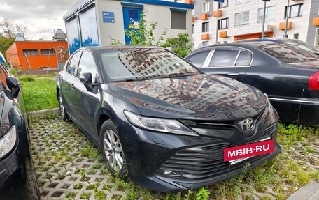 Toyota Camry, 2020 год, 2 670 000 рублей, 2 фотография