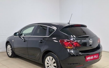Opel Astra J, 2011 год, 590 000 рублей, 8 фотография