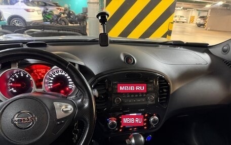Nissan Juke II, 2011 год, 880 000 рублей, 8 фотография