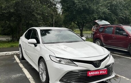 Toyota Camry, 2018 год, 2 500 000 рублей, 2 фотография