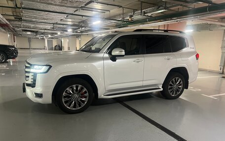 Toyota Land Cruiser, 2021 год, 11 750 000 рублей, 2 фотография