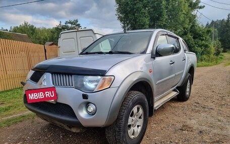 Mitsubishi L200 IV рестайлинг, 2008 год, 1 300 000 рублей, 4 фотография