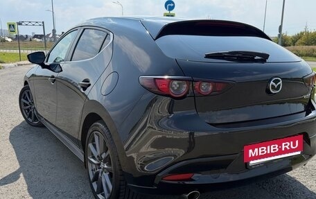 Mazda 3, 2019 год, 2 021 000 рублей, 5 фотография