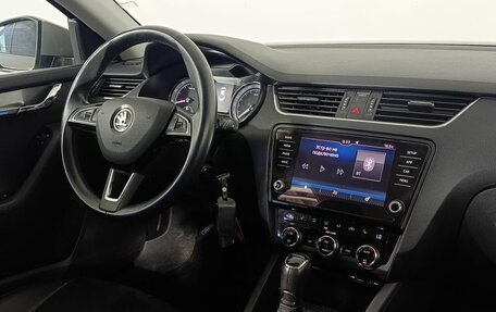 Skoda Octavia, 2017 год, 1 600 000 рублей, 11 фотография