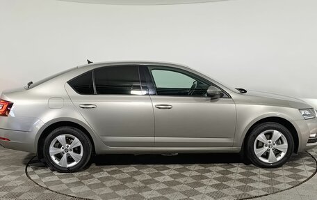 Skoda Octavia, 2017 год, 1 600 000 рублей, 8 фотография