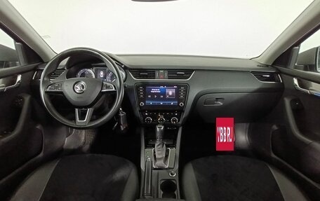 Skoda Octavia, 2017 год, 1 600 000 рублей, 10 фотография