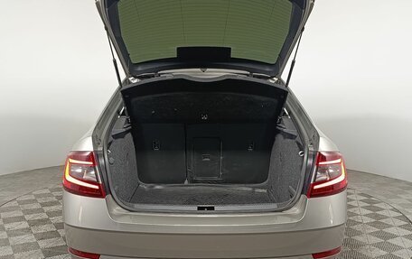Skoda Octavia, 2017 год, 1 600 000 рублей, 17 фотография