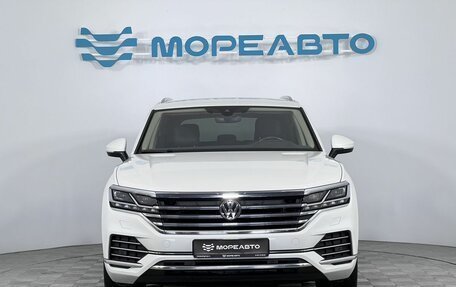 Volkswagen Touareg III, 2020 год, 4 500 000 рублей, 2 фотография