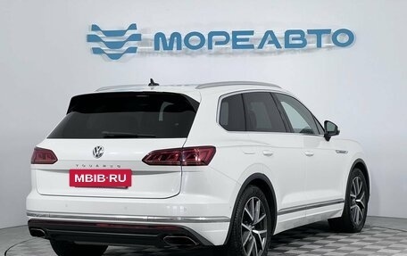 Volkswagen Touareg III, 2020 год, 4 500 000 рублей, 5 фотография