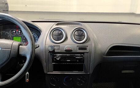 Ford Fiesta, 2007 год, 250 000 рублей, 19 фотография