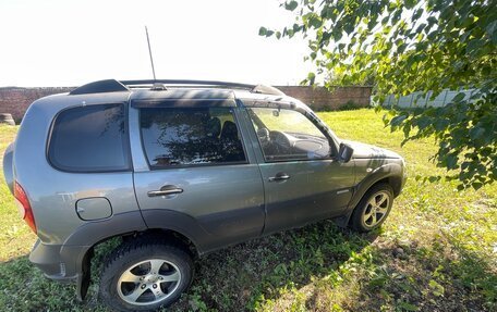 Chevrolet Niva I рестайлинг, 2012 год, 550 000 рублей, 8 фотография
