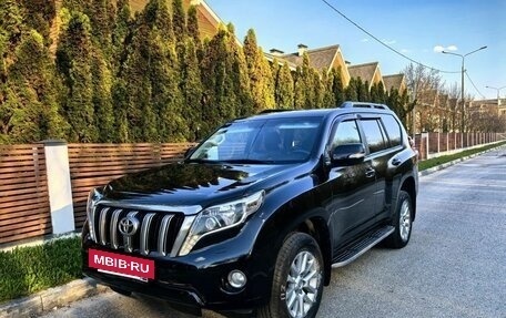 Toyota Land Cruiser Prado 150 рестайлинг 2, 2016 год, 4 250 000 рублей, 3 фотография