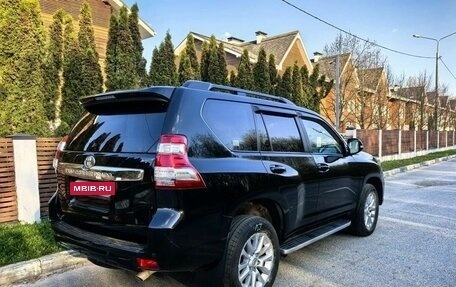 Toyota Land Cruiser Prado 150 рестайлинг 2, 2016 год, 4 250 000 рублей, 7 фотография