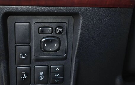 Toyota Land Cruiser Prado 150 рестайлинг 2, 2016 год, 4 250 000 рублей, 21 фотография