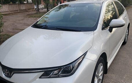 Toyota Corolla, 2021 год, 1 850 000 рублей, 5 фотография