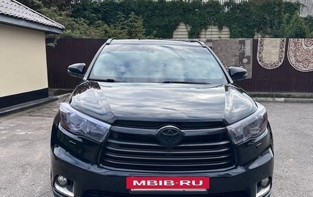 Toyota Highlander III, 2014 год, 3 300 000 рублей, 6 фотография