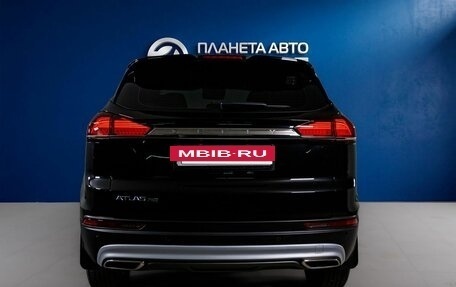 Geely Atlas, 2024 год, 1 900 000 рублей, 4 фотография