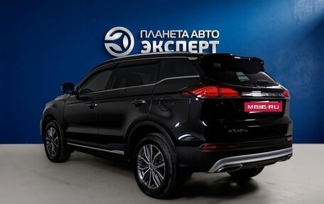 Geely Atlas, 2024 год, 1 900 000 рублей, 3 фотография