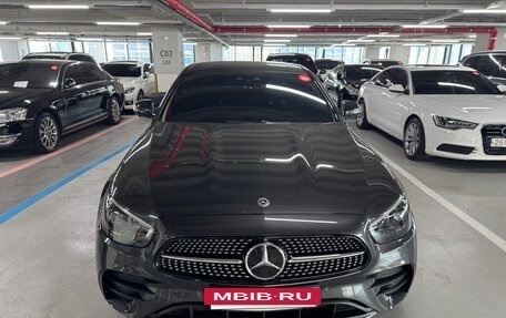 Mercedes-Benz E-Класс, 2020 год, 7 100 000 рублей, 2 фотография