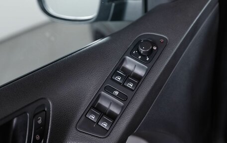 Volkswagen Tiguan I, 2011 год, 1 000 000 рублей, 9 фотография