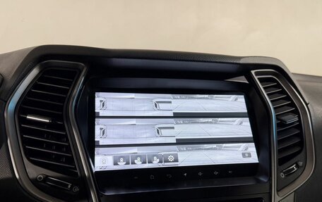 Hyundai Santa Fe III рестайлинг, 2018 год, 2 399 800 рублей, 13 фотография
