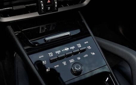 Porsche Cayenne III, 2024 год, 141 354 рублей, 14 фотография