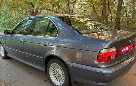 BMW 5 серия, 2001 год, 1 500 000 рублей, 3 фотография