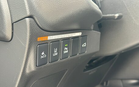 Mitsubishi Outlander III рестайлинг 3, 2019 год, 3 049 000 рублей, 14 фотография