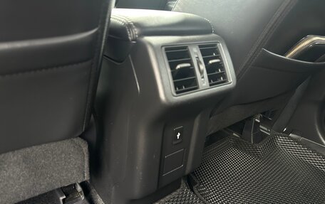 Mitsubishi Outlander III рестайлинг 3, 2019 год, 3 049 000 рублей, 18 фотография
