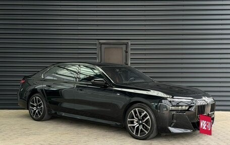 BMW 7 серия, 2024 год, 15 000 000 рублей, 7 фотография