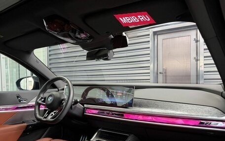 BMW 7 серия, 2024 год, 15 000 000 рублей, 13 фотография