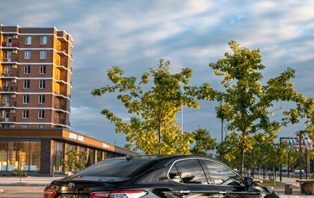 Toyota Camry, 2021 год, 2 800 000 рублей, 8 фотография