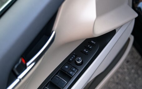 Toyota Camry, 2021 год, 2 800 000 рублей, 15 фотография