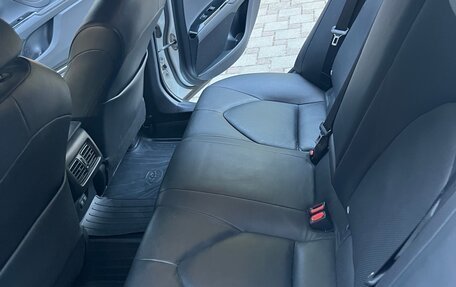 Toyota Camry, 2019 год, 2 600 000 рублей, 6 фотография