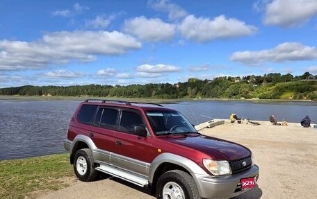 Toyota Land Cruiser Prado 90 рестайлинг, 1998 год, 950 000 рублей, 1 фотография