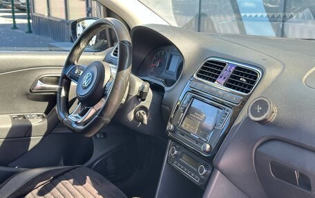Volkswagen Polo VI (EU Market), 2016 год, 1 240 000 рублей, 13 фотография