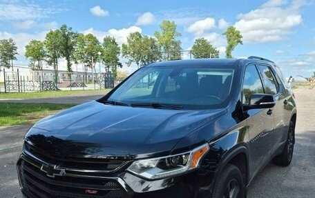 Chevrolet Traverse II, 2018 год, 2 280 000 рублей, 2 фотография