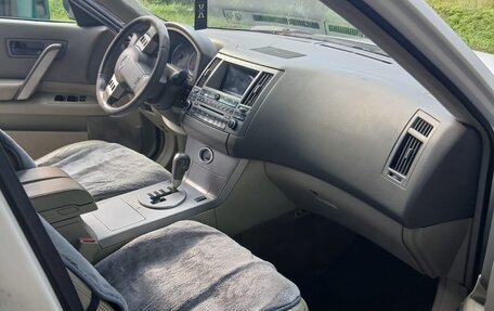 Infiniti FX I, 2003 год, 750 000 рублей, 7 фотография