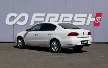 Volkswagen Passat B7, 2011 год, 1 049 000 рублей, 2 фотография