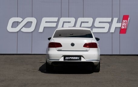 Volkswagen Passat B7, 2011 год, 1 049 000 рублей, 4 фотография