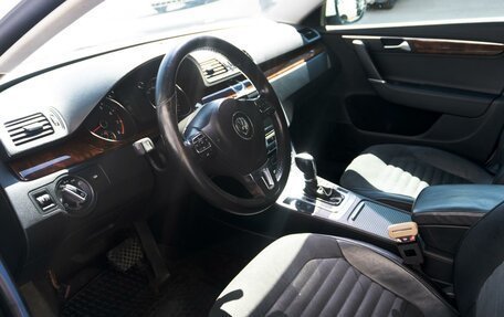 Volkswagen Passat B7, 2011 год, 1 049 000 рублей, 10 фотография