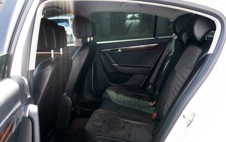 Volkswagen Passat B7, 2011 год, 1 049 000 рублей, 11 фотография