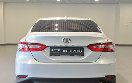Toyota Camry, 2020 год, 2 699 000 рублей, 10 фотография
